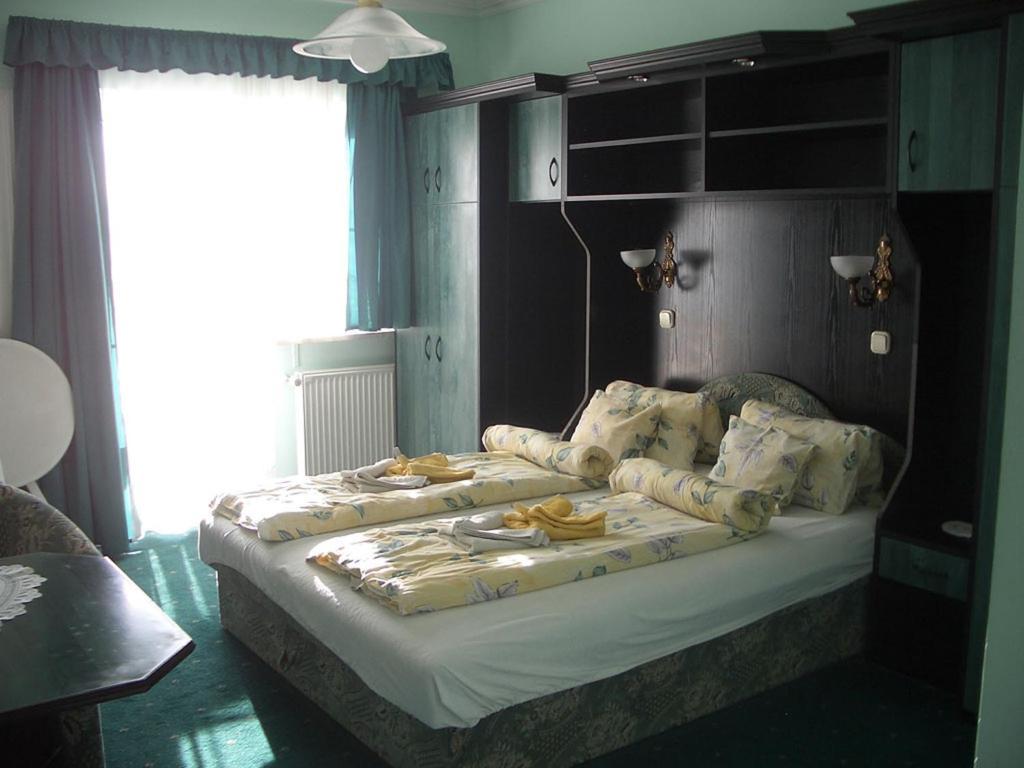 Hegyi Villa Hévíz Camera foto